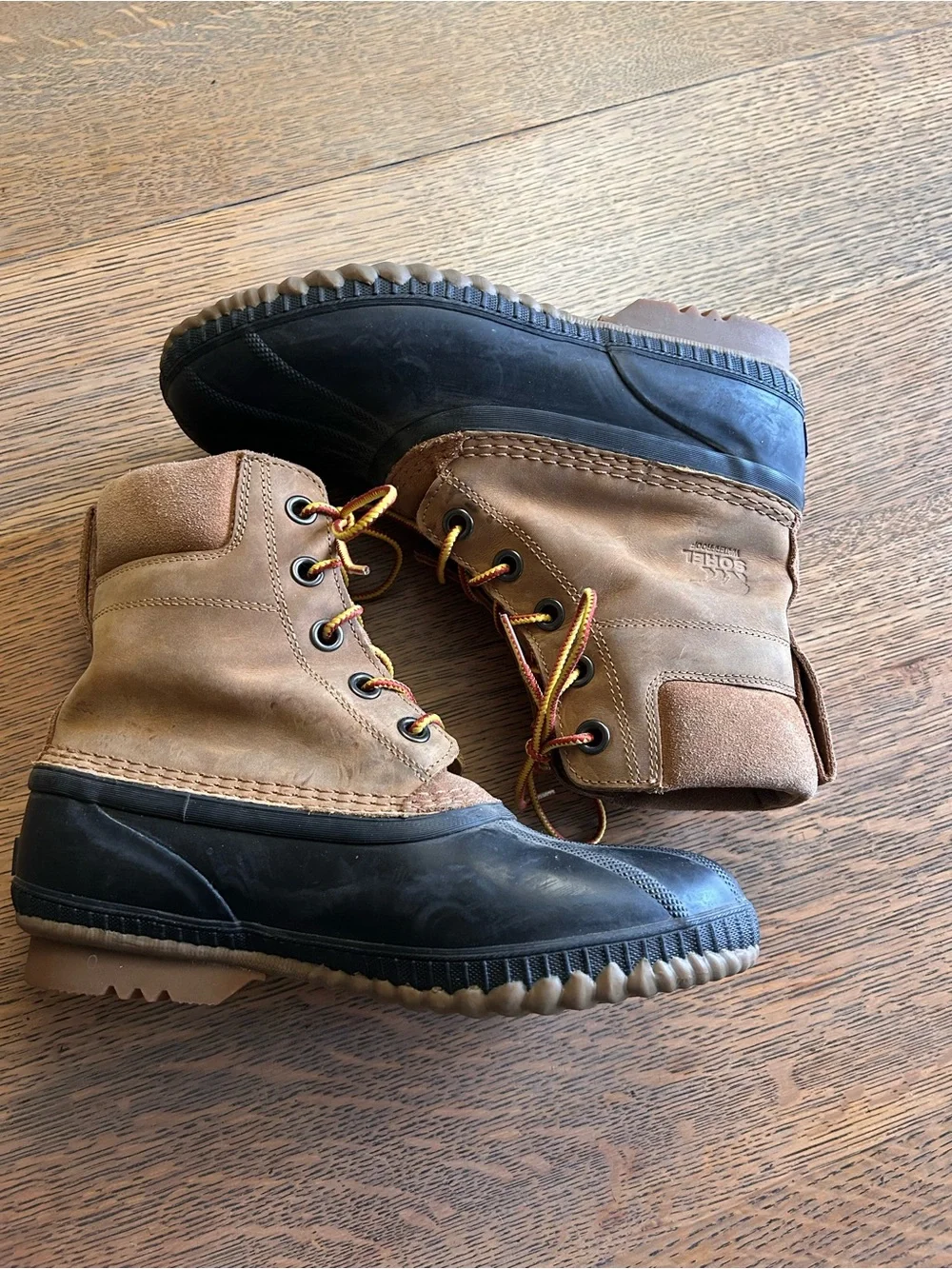Sorel Big Kids Tan Lace-Up Boots size 7